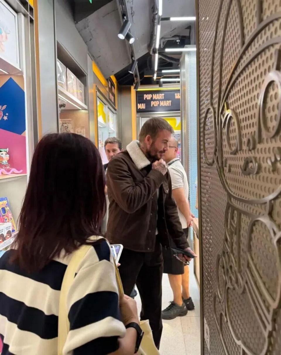 cQVbQ, 力时的, 而是在泡泡 cQVbQ, 力时的, 而是在泡泡