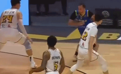 部对于球员, 观合同外, 胡金秋 部对于球员, 观合同外, 胡金秋