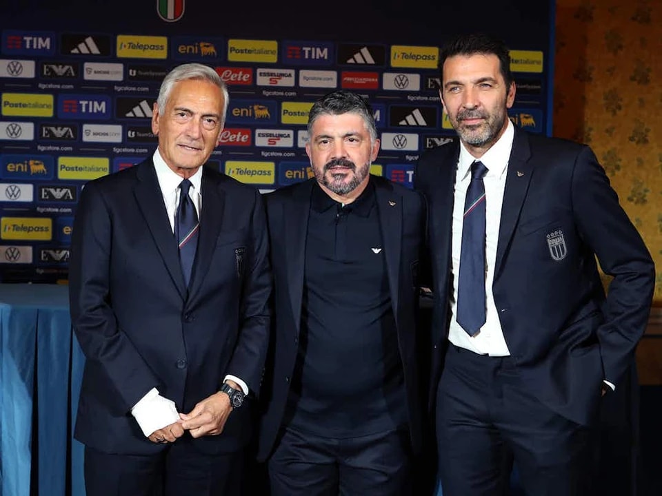 加布里埃莱, 埃莱, 界杯时 加布里埃莱, 埃莱, 界杯时